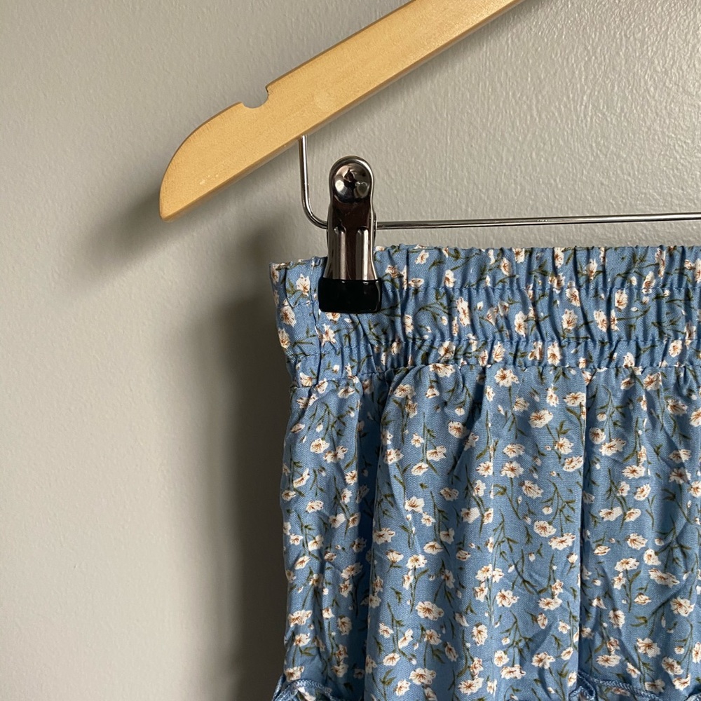 Floral Circke Skirt - Picture 6 of 10